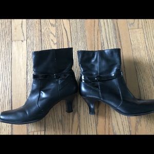 Cute ankle man made leather boots
